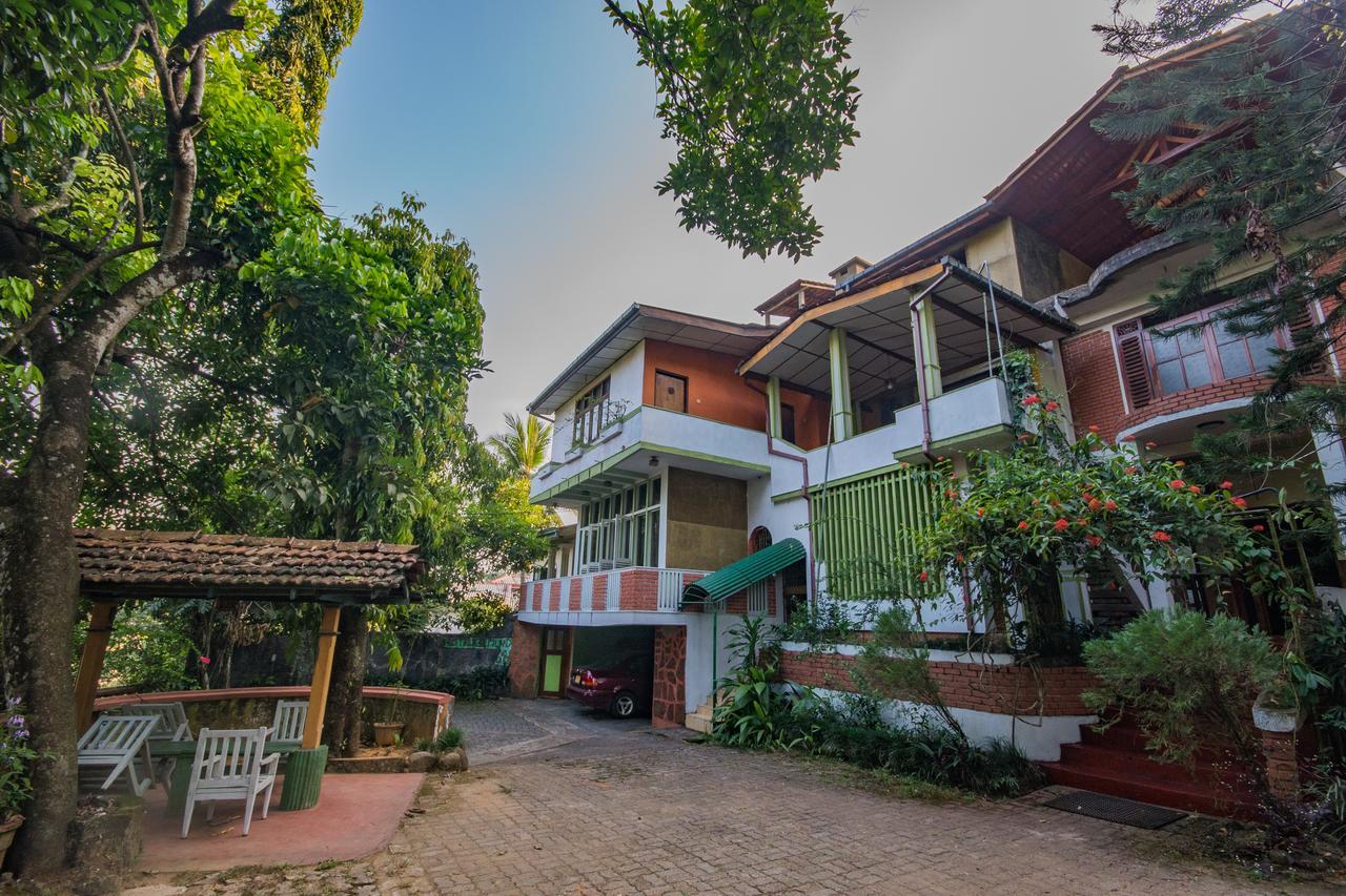 Hotel Gem Land Ratnapura Kültér fotó