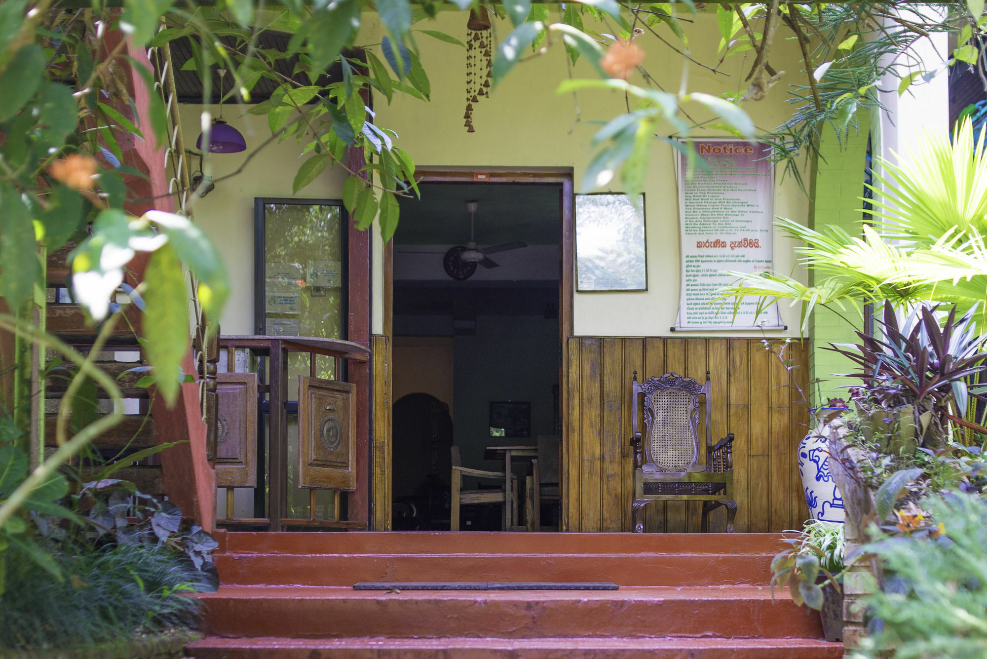 Hotel Gem Land Ratnapura Kültér fotó